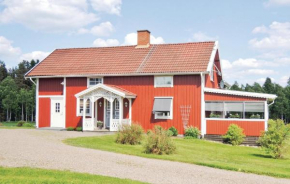 Stunning home in Nässjö w/ WiFi and 4 Bedrooms, Nässjö